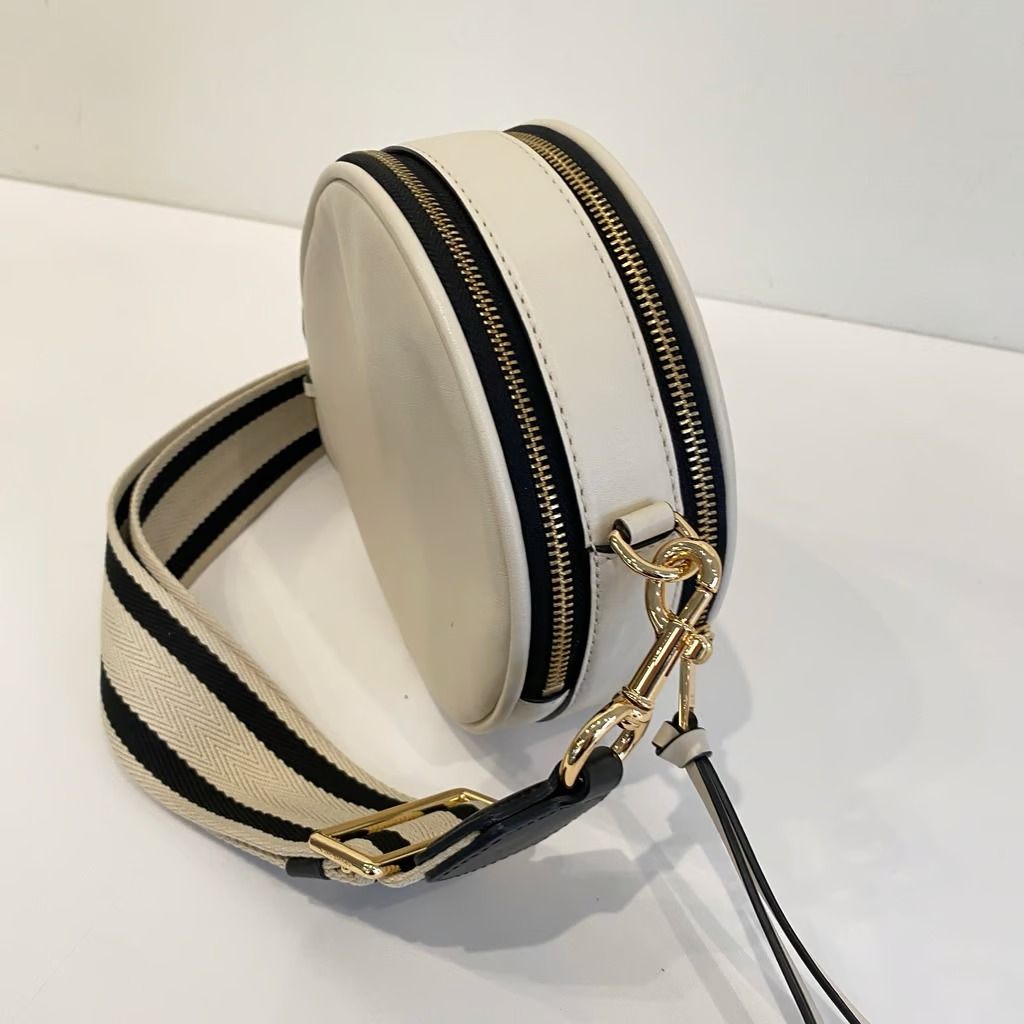 MARC JACOBS - TXN TT2504 MARC JACOBS 5710